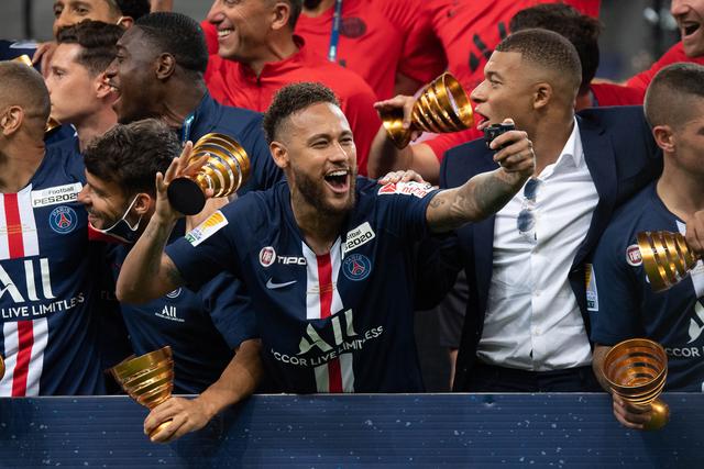 广东官宣双外援！威尔-巴顿和贝兹利加盟球队